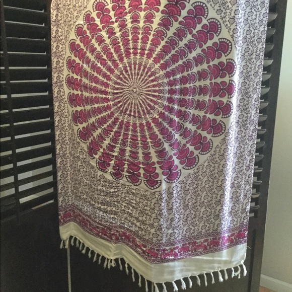 Scarf - Picture 1 of 1